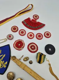 Lot diverse dansk militaria mm.