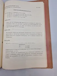 Lot bøger og hæfter fra det danske forsvar