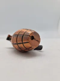 Storm lighter lavet som håndgranat