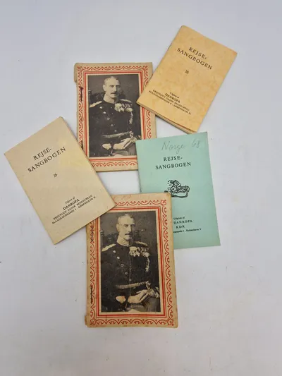 Originalt lot sangbøger - ww2 og efter