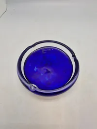 Ældre askebæger - blåt glas