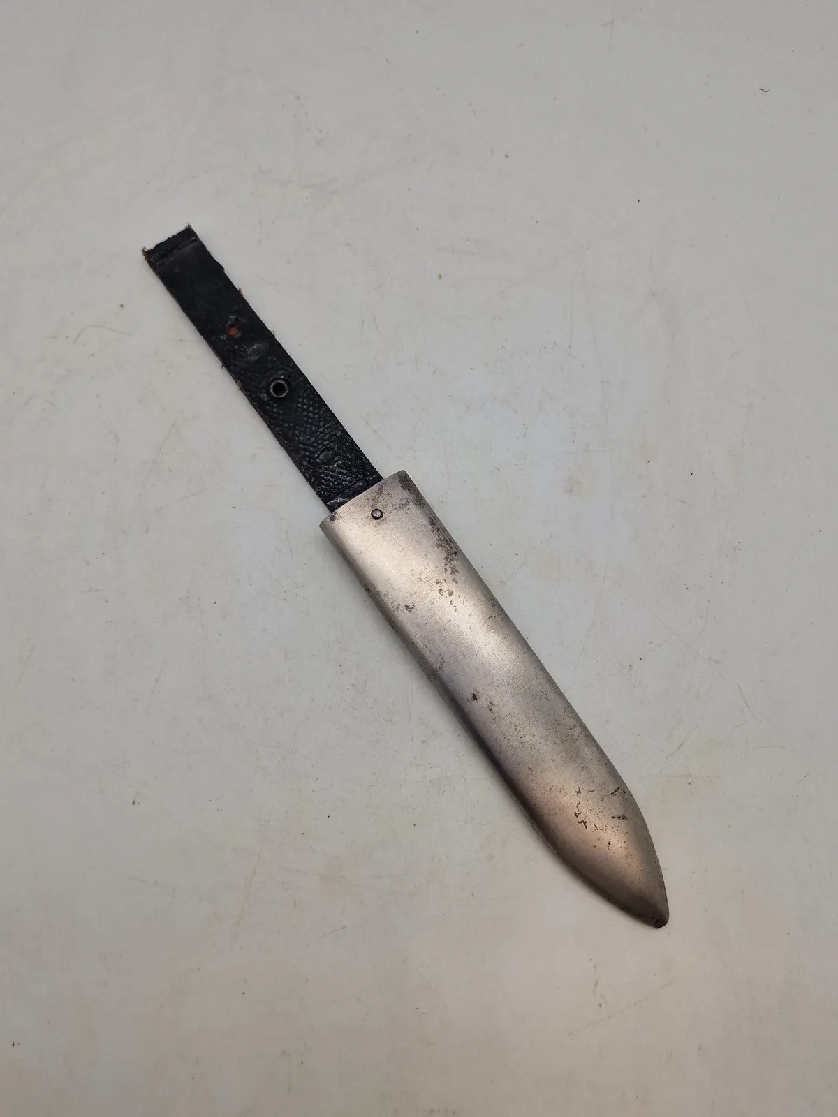 Original skede til HitlerJugend kniv - gehæng efterkrigs