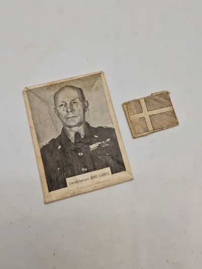 Originalt sæt indpakkede prægematricer (Ebbe Gørtz var generalløjtnant og modstandsmand)
