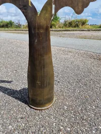 Sjældent originalt 105 mm hylster lavet som stage og udformet som kors - hidrører fra feltpræst