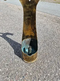 Sjældent originalt 105 mm hylster lavet som stage og udformet som kors - hidrører fra feltpræst
