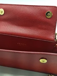 Original Prada taske med tilhørende kasse