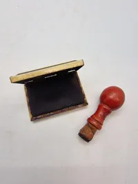 Originalt tysk ww2 lot med bl.a. foto, barber skraber mm