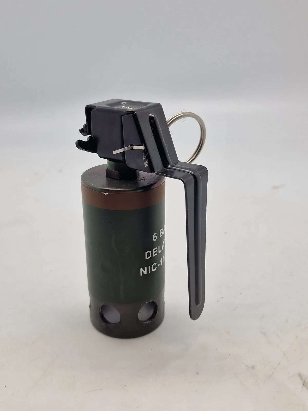 Original Øvelses håndgranat (6-Bang) anvendt bl.a. ved RIOT controls mm