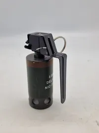 Original Øvelses håndgranat (6-Bang) anvendt bl.a. ved RIOT controls mm