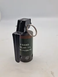 Original Øvelses håndgranat (6-Bang) anvendt bl.a. ved RIOT controls mm