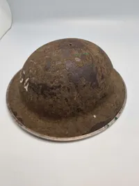 Original Tommy hjelm - ww2 1940 dateret