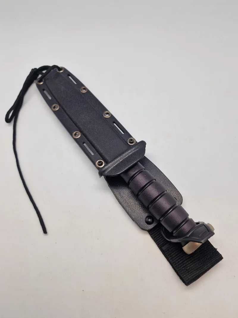 Overlevelses kniv Spansk