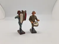 Originale tyske linoliumsfigurer