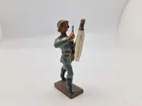Originale tyske linoliumsfigurer