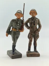 Originale tyske linoliumsfigurer