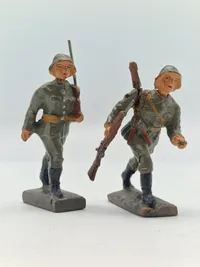Originale tyske linoliumsfigurer