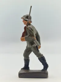 Originale tyske linoliumsfigurer