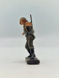 Originale tyske linoliumsfigurer