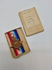 Medaljer Givet til Engelsk Royal Navy sømand WW1, alle med samme navn, sjældent med æsker mm.