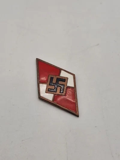 Tysk HitlerJugend diamant - original???