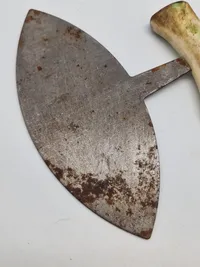 Original grønlandsk Uglo med greb af ben