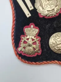 Originalt skjold til minde om soldatertiden