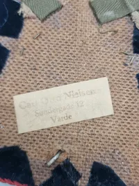 Originalt skjold til minde om soldatertiden