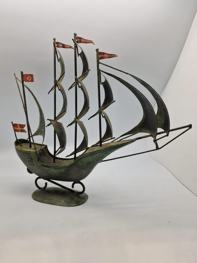 Dansk skib i bronze legering