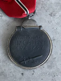 Original tysk østfront medalje med fremstiller (dog utydelig)
