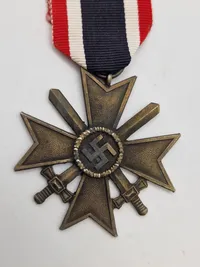 Originalt KVK med sværd