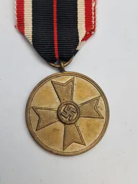 Original WW2 Tysk Kriegsverdienst Medalje