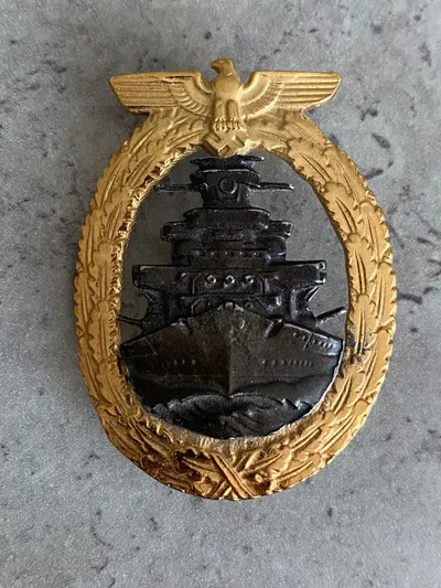 Flottenkriegsabseichen - Postwar