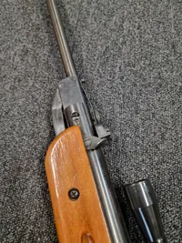 Luftgevær med kikkertsigte - kaliber 177/4,5 mm