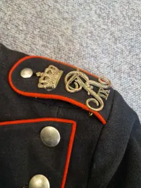 Original dansk livgarde uniforms jakke med rex’er