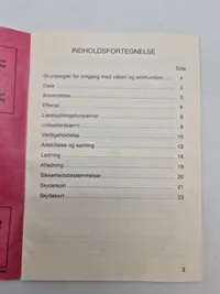 Samling diverse militære papirer mm.