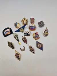 Samling originale russiske badges - flere ældre