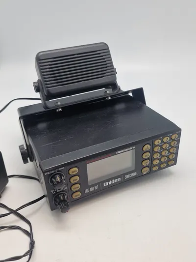 Bordscanner til aflytning af radiokanaler - flyfart mm