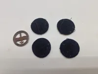 Samling pins og knapper - militære mm.