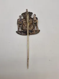 Samling pins og knapper - militære mm.