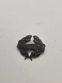 Samling pins og knapper - militære mm.