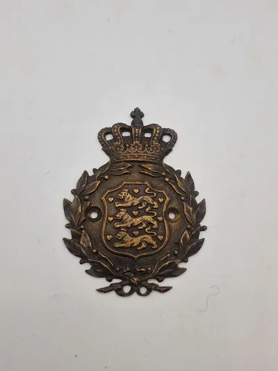 Originalt dansk M/23 nummerplade mærke