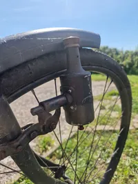 Sjælden original tysk truppenfahrad fra ww2 med tilhørende kasse mm. efterladt af tyskerne på Beldringe lufthavn Odense, 2 invendige gear