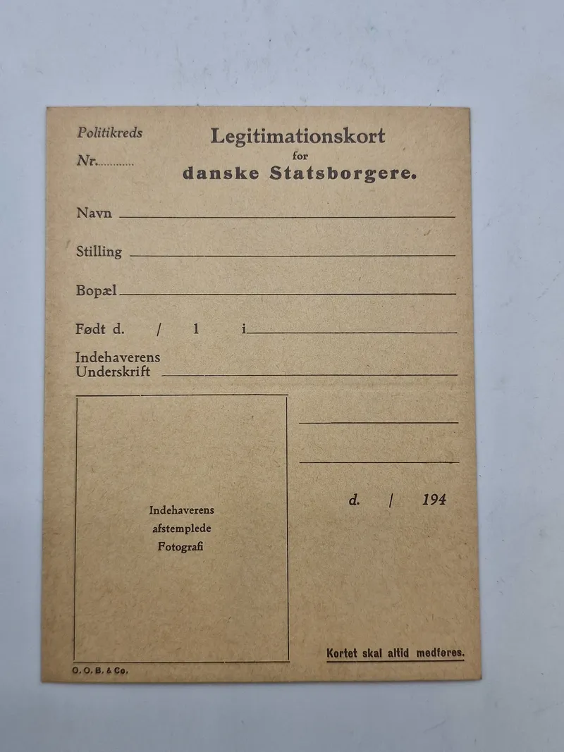 Originalt ubrugt id kort fra ww2 - anvendt af modstandsbevægelsen til forfalskninger