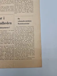 To originale eksemplarer af Revision som blandt andet var kendt for at støtte tidligere frikorps Danmark soldater