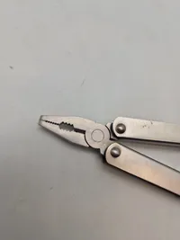 Multitool med taske