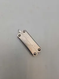 Multitool med taske