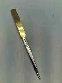 Brevåbner og saks - UN