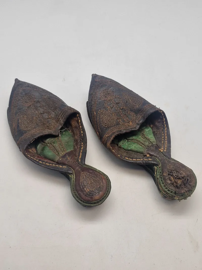 Originale 1800 tals persiske damesko