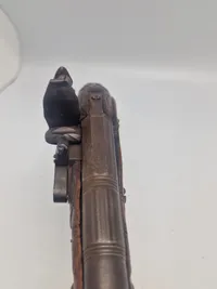 Original norsk flintepistol fremstillet af Anders Biørnstad. Skæftet er af birketræ - ca år 1780