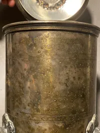 Præmiekrus med indlagt Mark mønt fra 1500 tallet - mønt original???